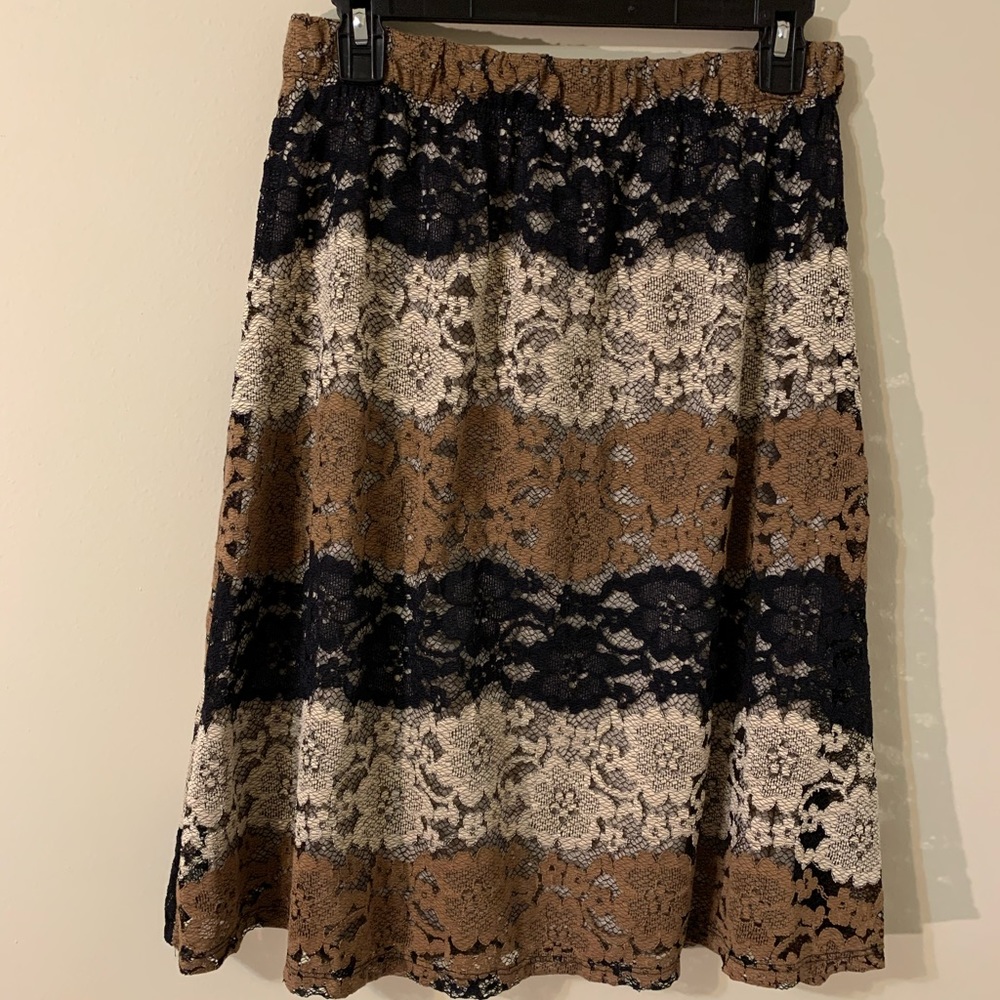 SJS Women’s Lace Skirt size Small